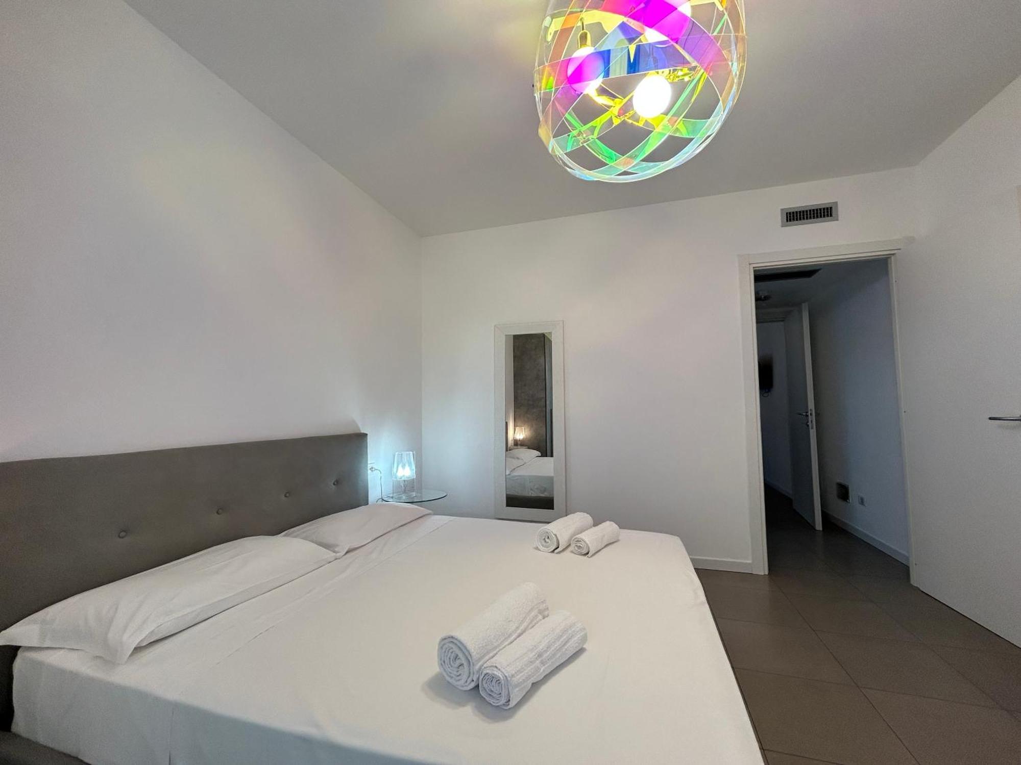 Vivaldi Home - Immobili E Soluzioni Rent Bergamo Exteriör bild